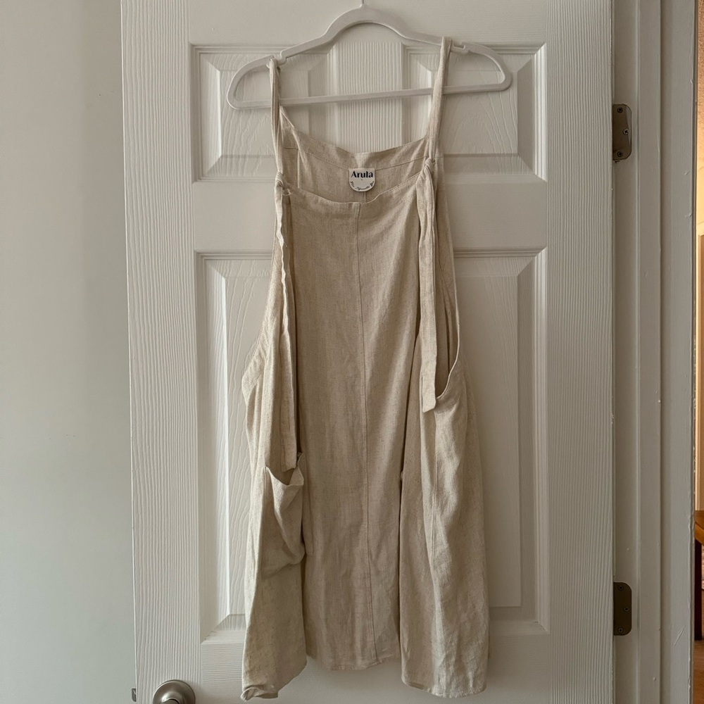 Arula “Skirtall”